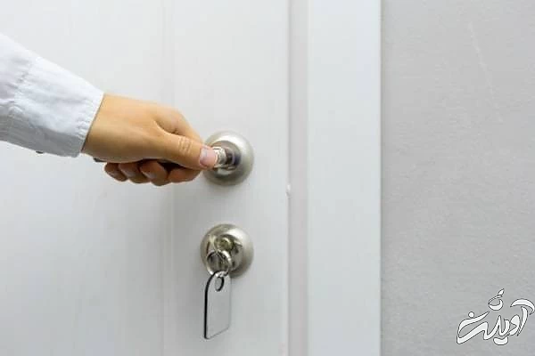 دعای ورود به منزل باز کردن در